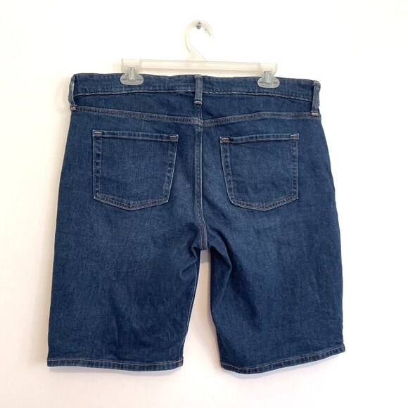 GAP DENIM 9" Denim Bermuda Shorts Dark Wash Indigo Blue Jean Shorts 14 / 32 32" - Picture 10 of 16